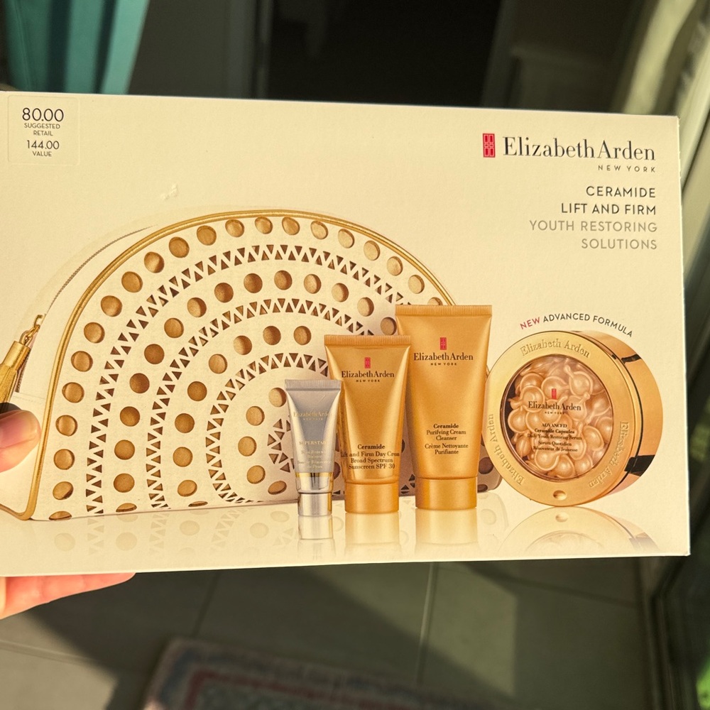 Elizabeth Arden Ceramide Youth Restoring Set - with Gold Bag